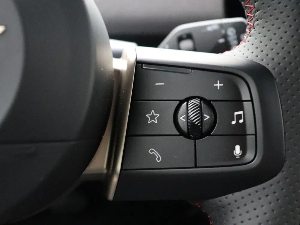Mini Aceman SE John Cooper Works Trim uit 2026, foto 20