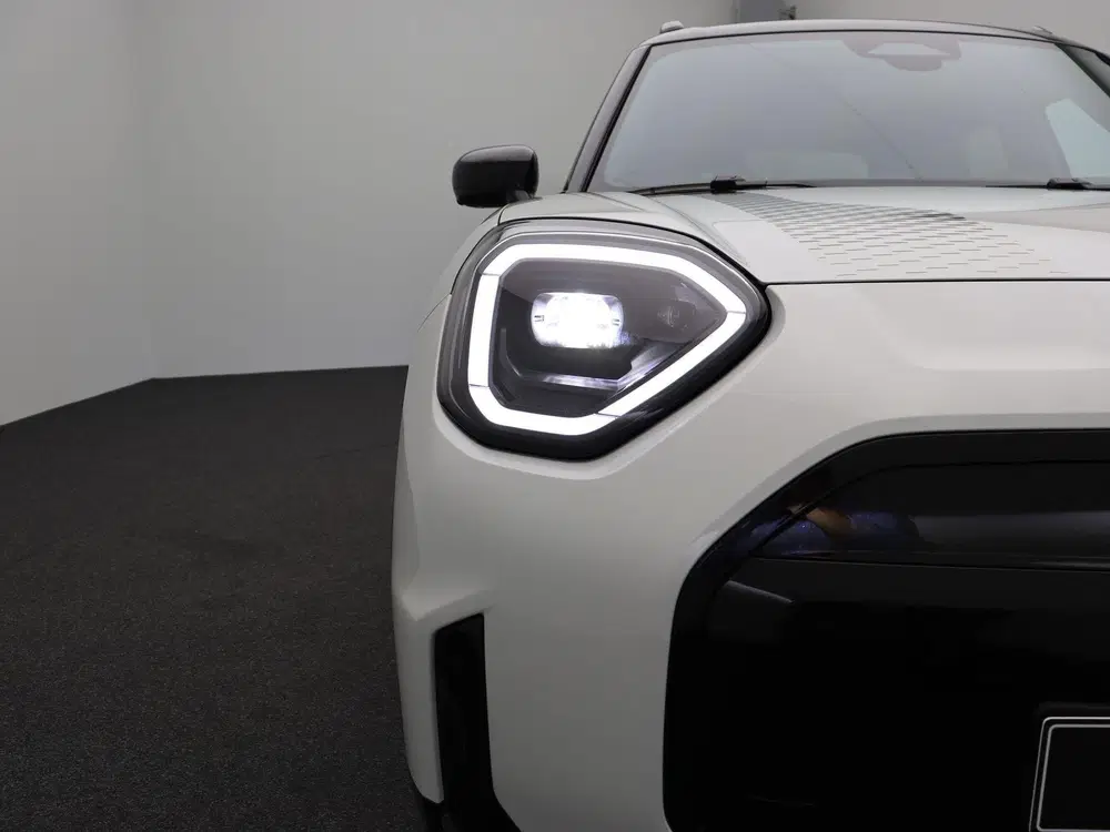 Mini Aceman SE John Cooper Works Trim uit 2026, foto 7