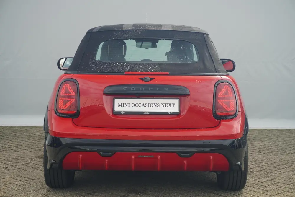 Mini Cabrio Cooper C uit 2025, foto 10