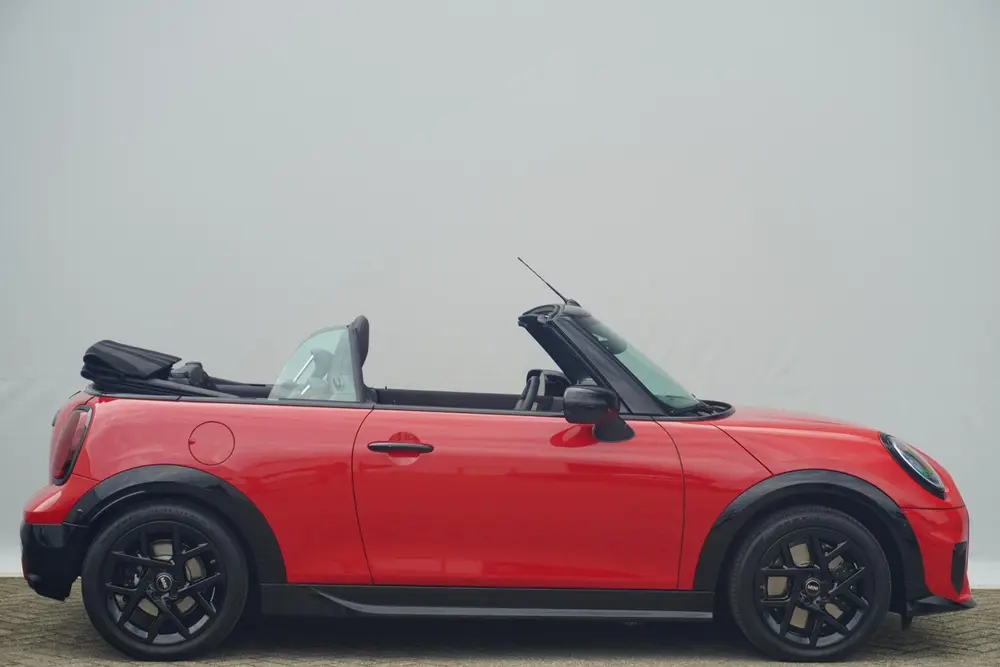 Mini Cabrio Cooper C uit 2025, foto 7