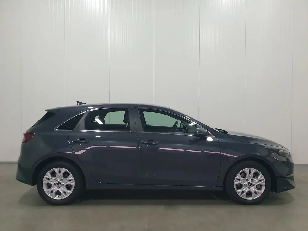 Kia Ceed 1.0 T-GDi DynamicLine NAVI uit 2024, foto 7