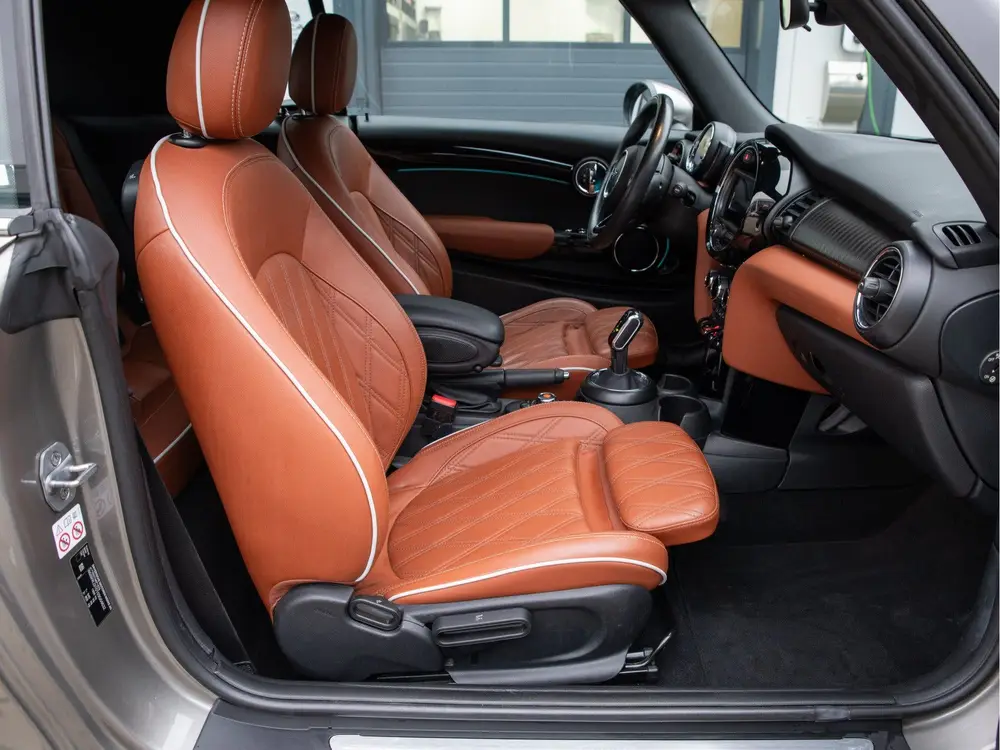 Mini Cabrio Cabrio 1.5 Cooper Chili AUTOMAAT, CHESTER LEDER, SPORTS uit 2019, foto 6