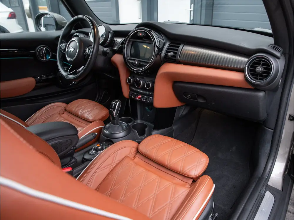 Mini Cabrio Cabrio 1.5 Cooper Chili AUTOMAAT, CHESTER LEDER, SPORTS uit 2019, foto 7
