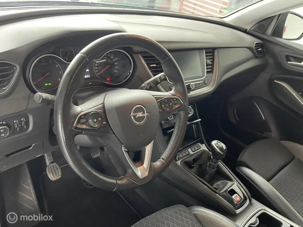 Opel Grandland X 1.2 Turbo Business Executive uit 2019, foto 10