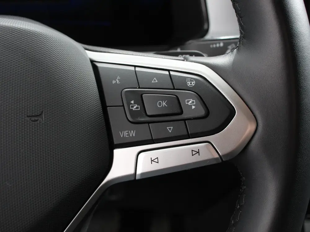 Volkswagen T-Roc 1.5 TSI 150pk DSG Life Navigatie Apple Carp uit 2024, foto 17