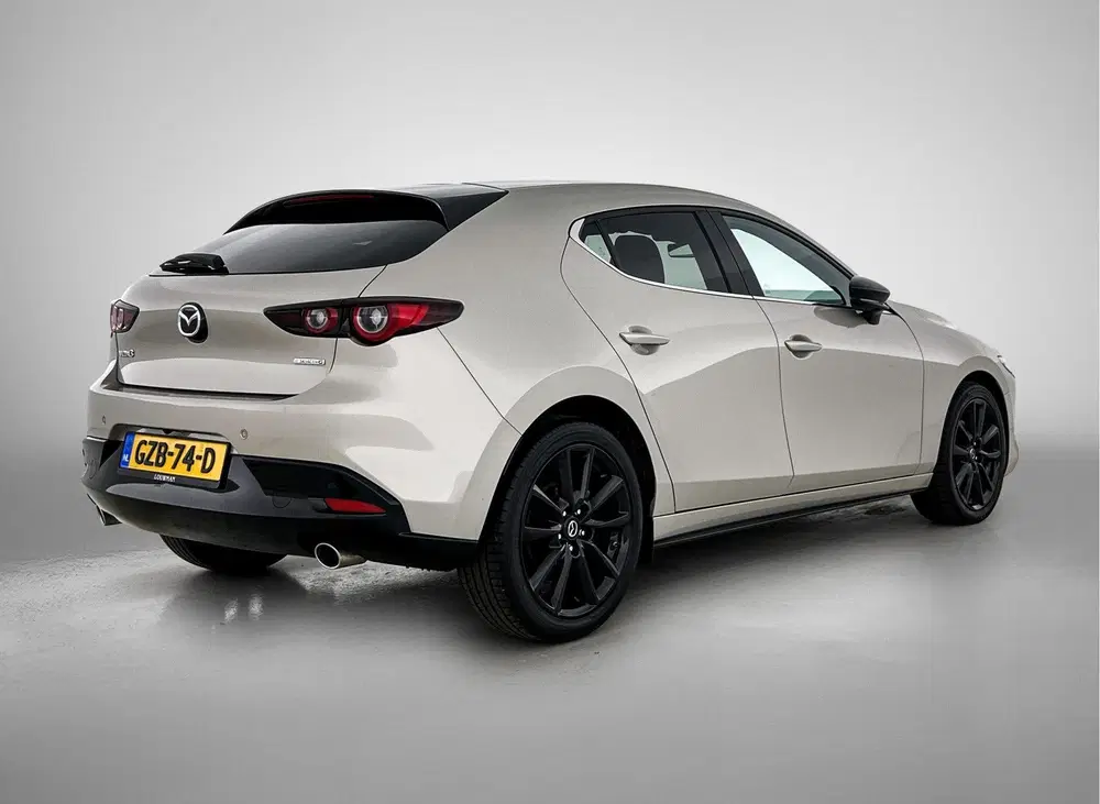 Mazda 3 2.5 e-SkyActiv-G M Hybrid 140 Homura uit 2024, foto 2