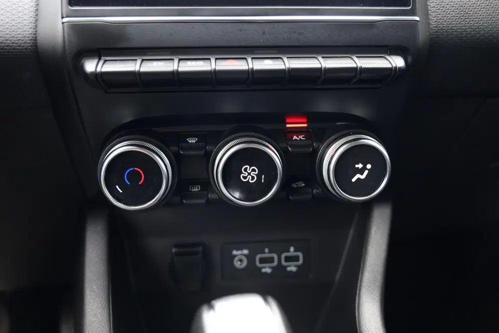 Renault Clio 1.6 E-Tech Hybrid 140 Business Zen uit 2021, foto 11