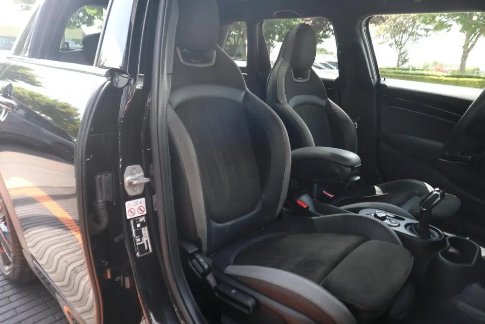 Mini John Cooper Works 1.5 John Cooper Works uit 2021, foto 4
