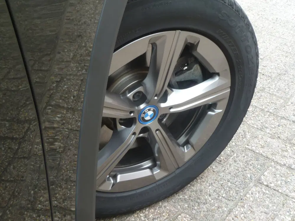 BMW X1 XDrive25e uit 2022, foto 9