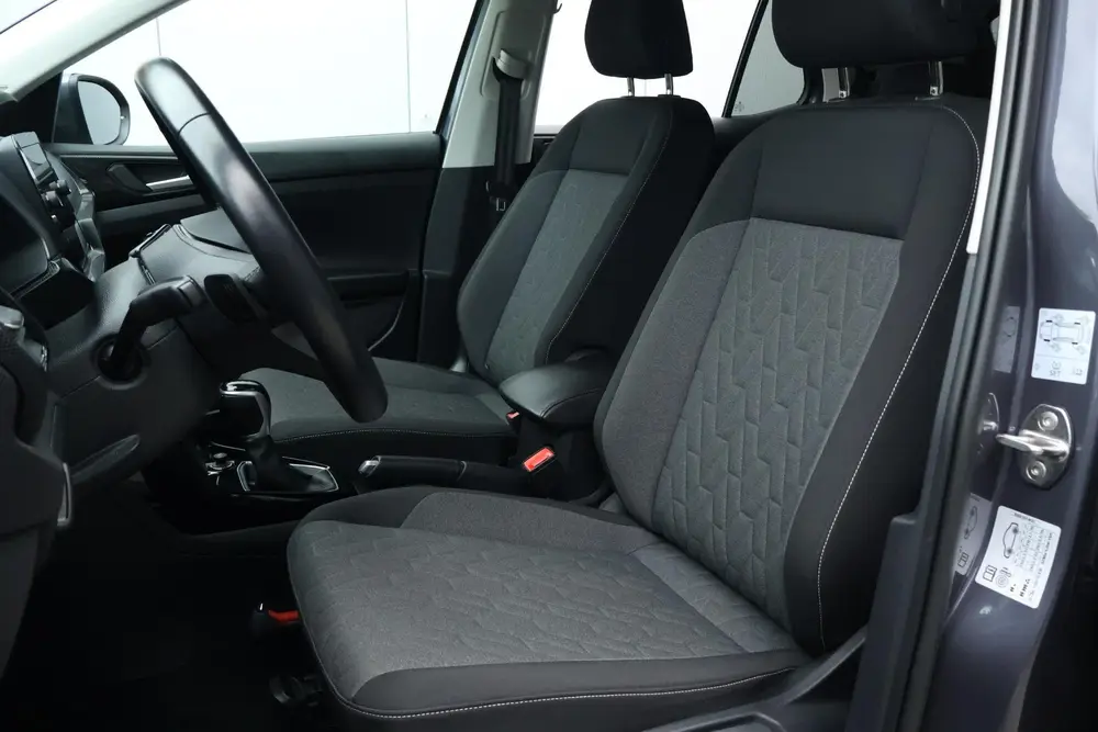 Volkswagen T-Cross 1.0 TSI Life Edition / Stoelverwarming / uit 2024, foto 10