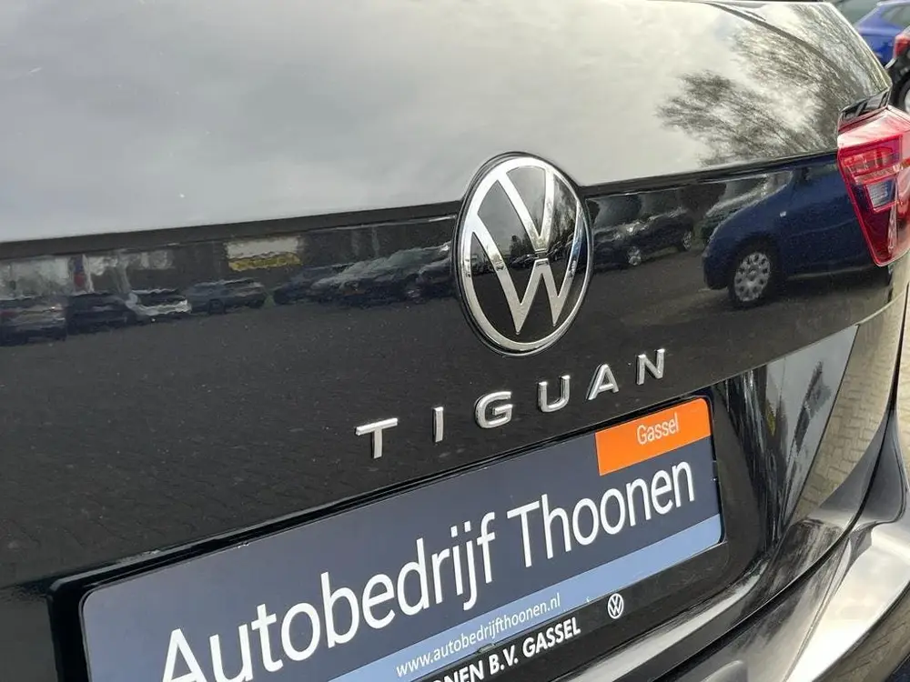 Volkswagen Tiguan 1.5 150pk DSG R-Line Business+ Black Style uit 2021, foto 6