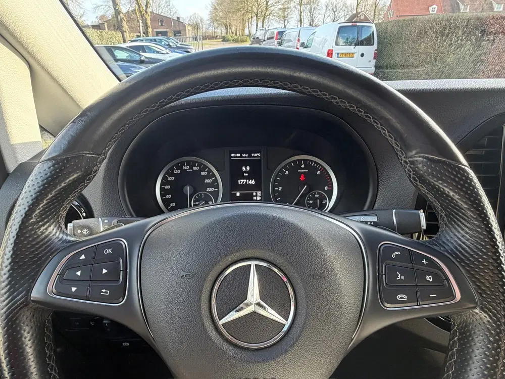 Mercedes-Benz Vito 116 CDI XXL DC 2x Schuif 6-Persoons-Grijs uit 2021, foto 18