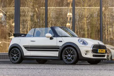 Mini Cabrio Cabrio 1.5 Cooper Salt (bj 2019 uit 2019