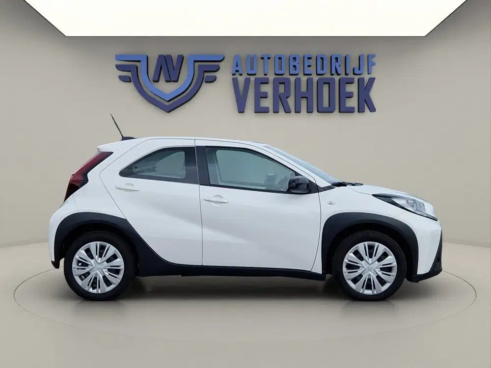 Toyota Aygo X 1.0 VVT-i MT Play NL Auto uit 2024, foto 10