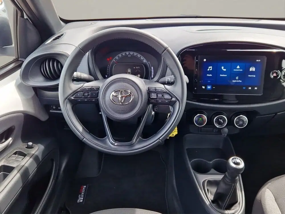 Toyota Aygo X 1.0 VVT-i MT Play NL Auto uit 2024, foto 11
