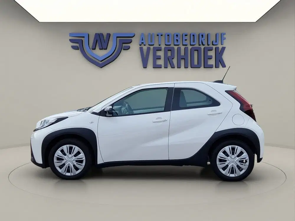 Toyota Aygo X 1.0 VVT-i MT Play NL Auto uit 2024, foto 6