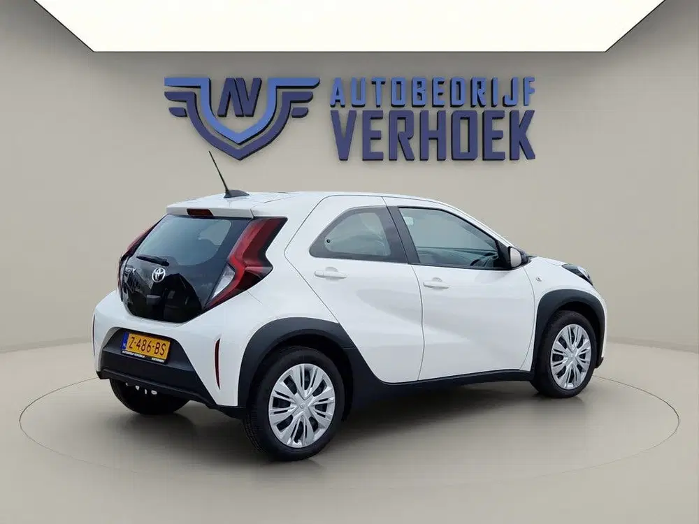 Toyota Aygo X 1.0 VVT-i MT Play NL Auto uit 2024, foto 9
