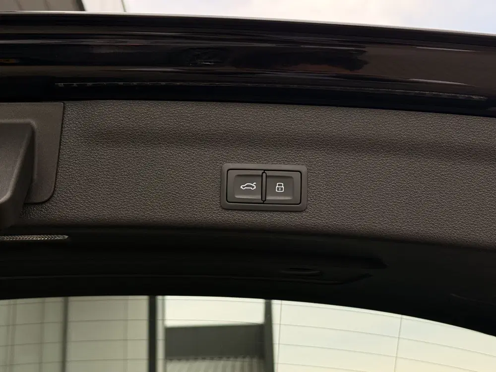 Audi A6 55 TFSI quattro S edition 340PK uit 2021, foto 18