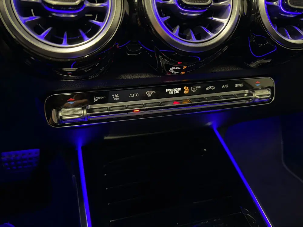 Mercedes-Benz GLB 200 Business Solution AMG Panodak Camera K uit 2022, foto 20