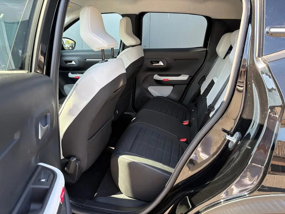 Citroën C3 ë-C3 Max 113pk 44 kWh Navigatie uit 2025, foto 11
