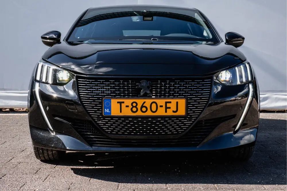 Peugeot 208 1.2 PureTech 100pk GT Sportstoelen uit 2023, foto 7
