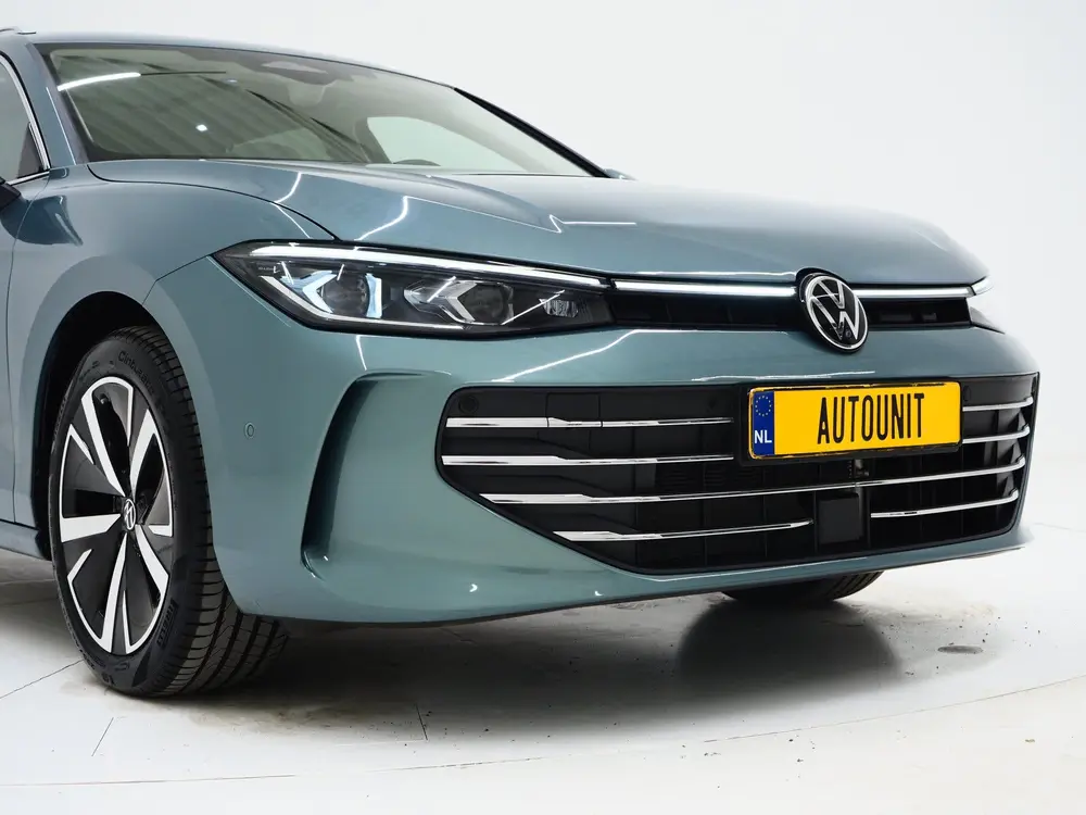 Volkswagen Passat Variant 1.5 eHybrid Elegance | Panoramadak uit 2026, foto 5