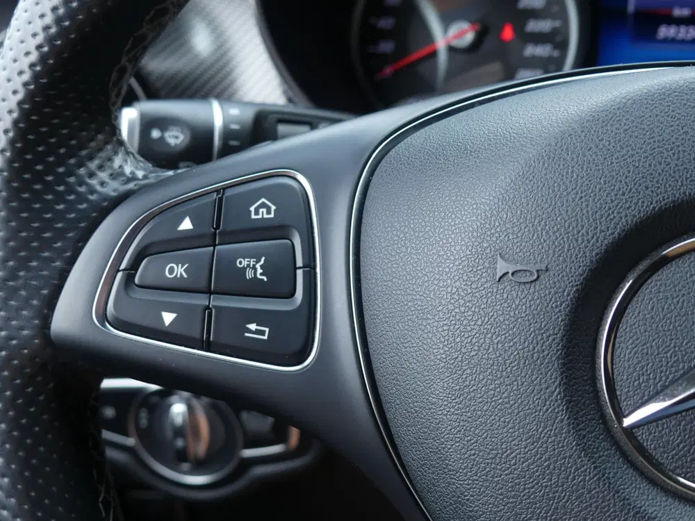 Mercedes-Benz V-Klasse 300d L2 Exclusive AMG Dubbel Cabine L uit 2022, foto 14