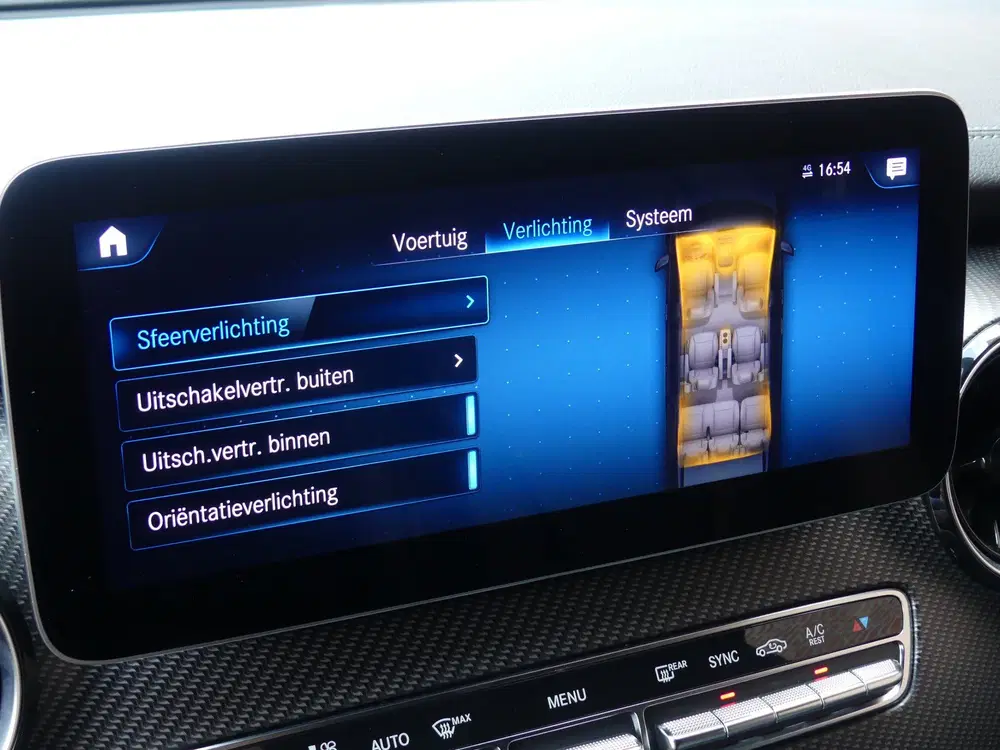 Mercedes-Benz V-Klasse 300d L2 Exclusive AMG Dubbel Cabine L uit 2022, foto 19