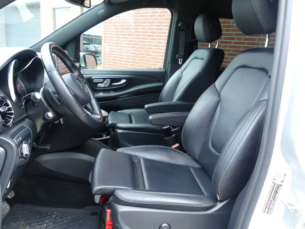 Mercedes-Benz V-Klasse 300d L2 Exclusive AMG Dubbel Cabine L uit 2022, foto 5
