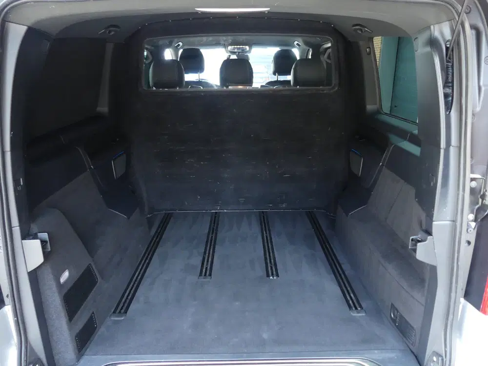 Mercedes-Benz V-Klasse 300d L2 Exclusive AMG Dubbel Cabine L uit 2022, foto 7