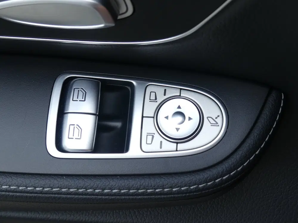 Mercedes-Benz V-Klasse 300d L2 Exclusive AMG Dubbel Cabine L uit 2022, foto 9