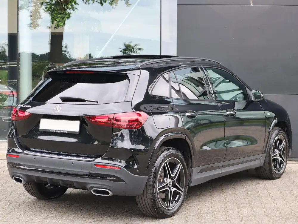 Mercedes-Benz GLA 250 e Business Solution AMG l Keyle uit 2025, foto 2