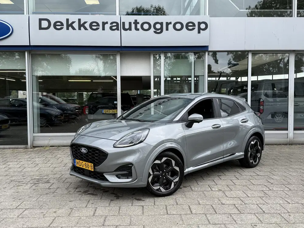 Ford Puma 1.0 EcoBoost Hybrid ST-Line X 360 camera-a uit 2025, foto 2