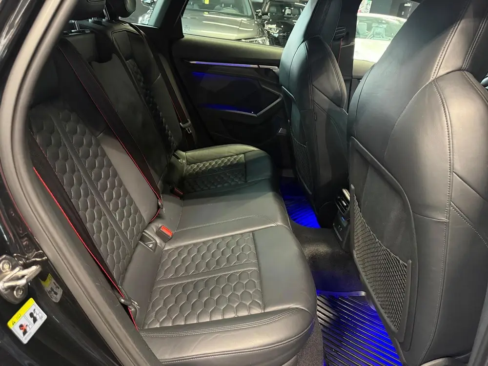 Audi RS3 2.5 TFSI quattro 400PK uit 2022, foto 3