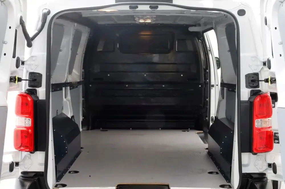 Fiat Scudo 2.0 Diesel 145pk Automaat L3 Airco uit 2024, foto 5