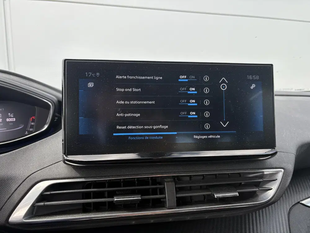 Peugeot 5008 1.2 PureTech Active Pack uit 2021, foto 14