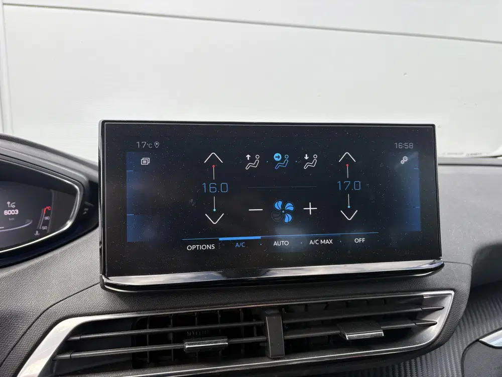 Peugeot 5008 1.2 PureTech Active Pack uit 2021, foto 17