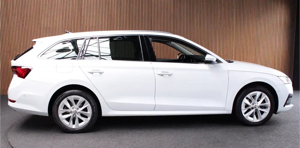 Skoda Octavia 1.4 TSI iV PHEV HUD Leder Memory Camera uit 2022, foto 7