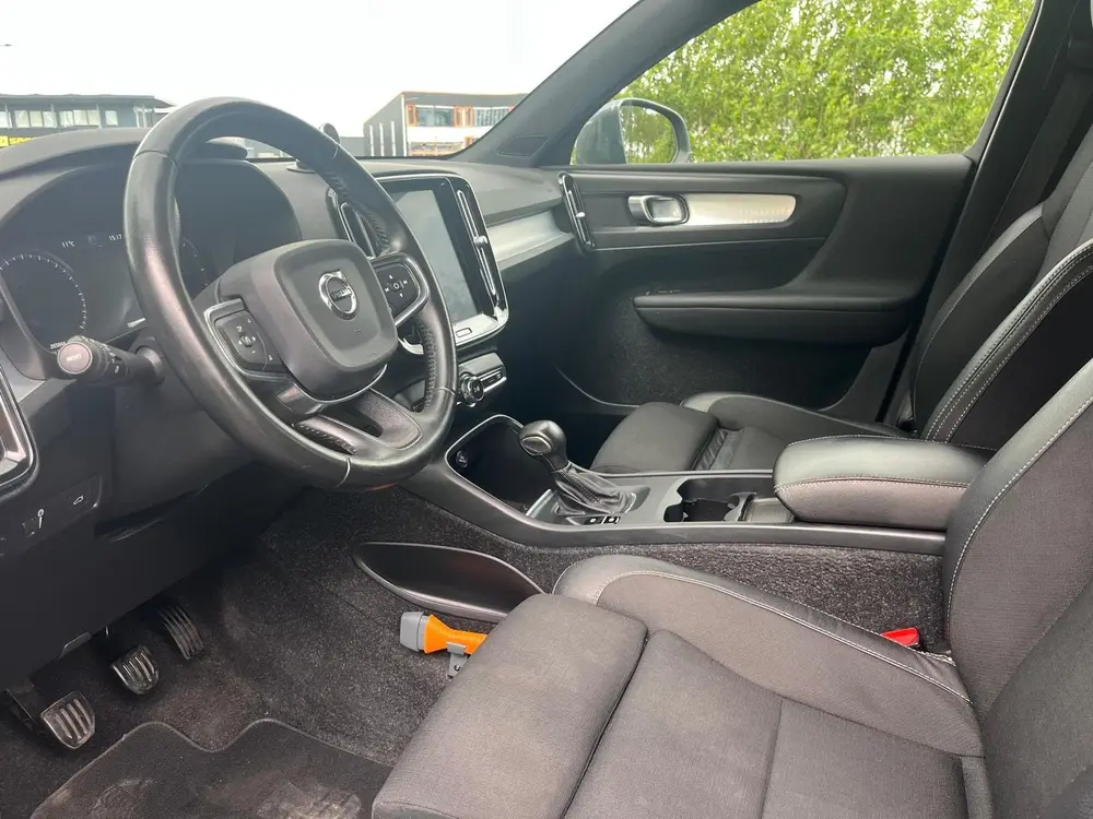 Volvo XC40 2.0 | 150 pk | Clima | Cruise | Leder bekleding | uit 2019, foto 10