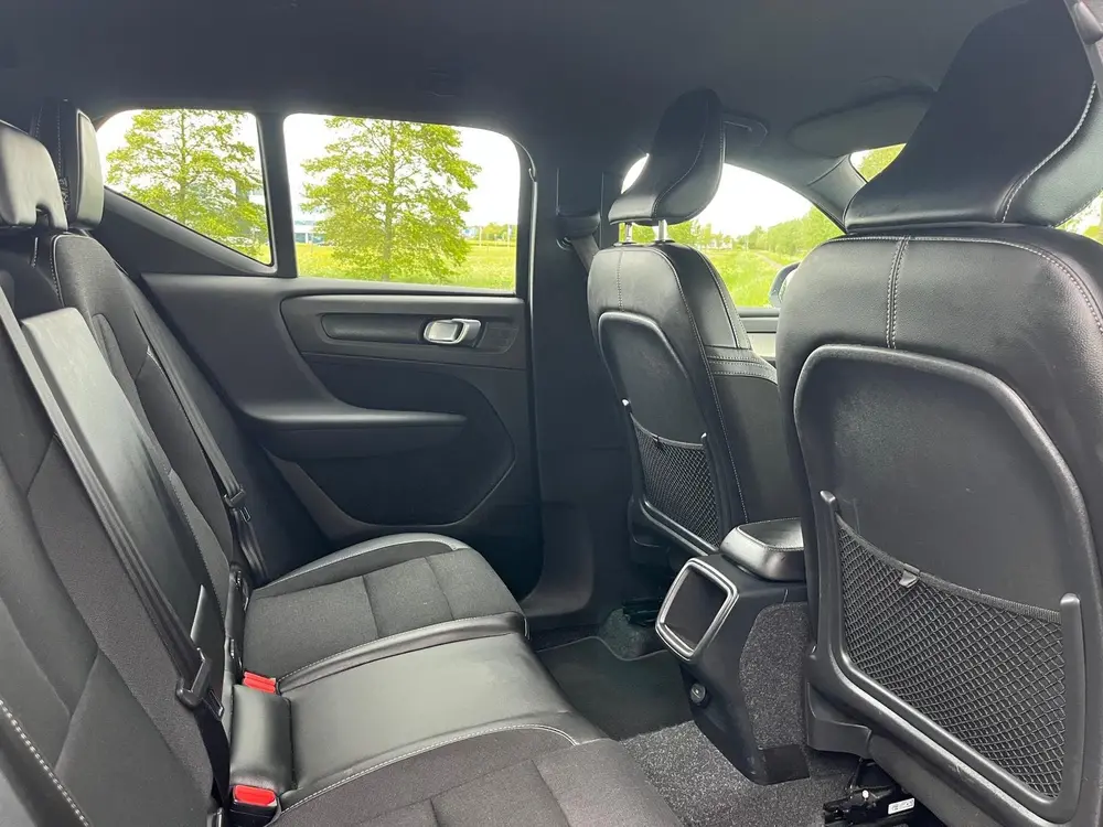 Volvo XC40 2.0 | 150 pk | Clima | Cruise | Leder bekleding | uit 2019, foto 11
