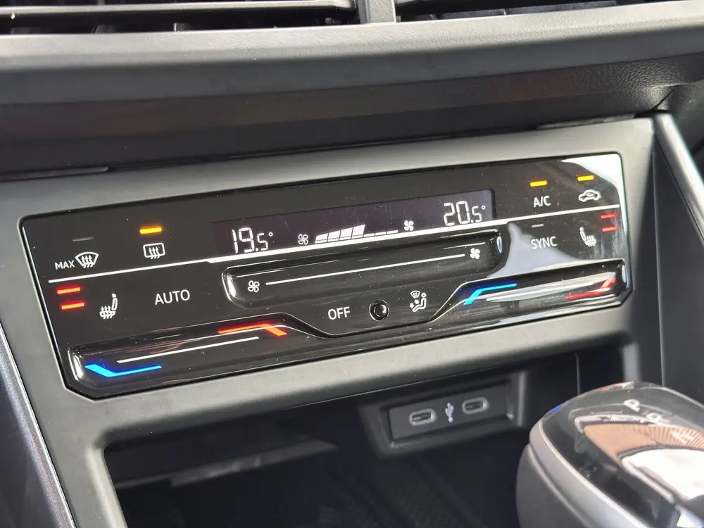 Volkswagen Taigo 1.5 TSI R-Line Business | IQ Light | Achter uit 2024, foto 20