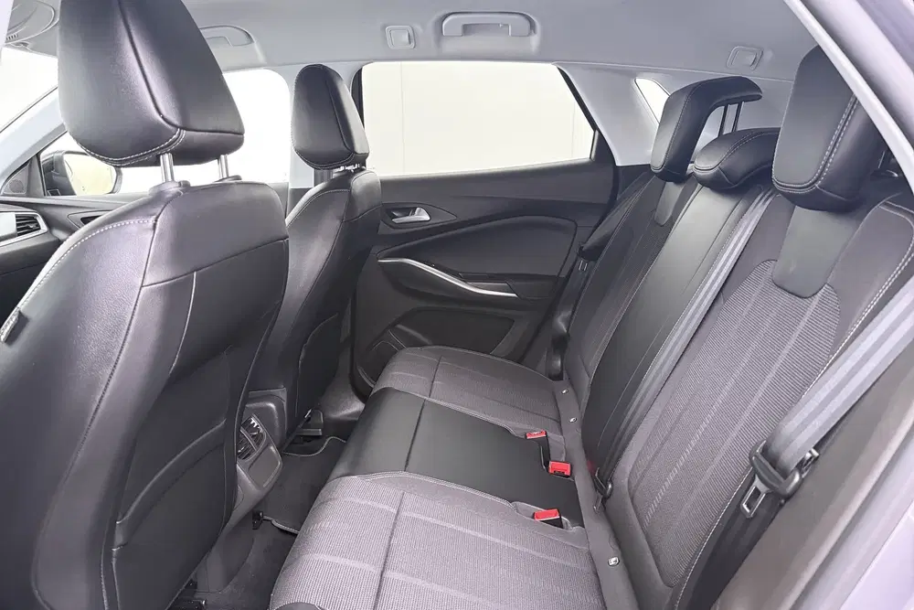 Opel Grandland 1.6T 225 PK Aut. PHEV Business+ H-Leder Sp uit 2023, foto 13