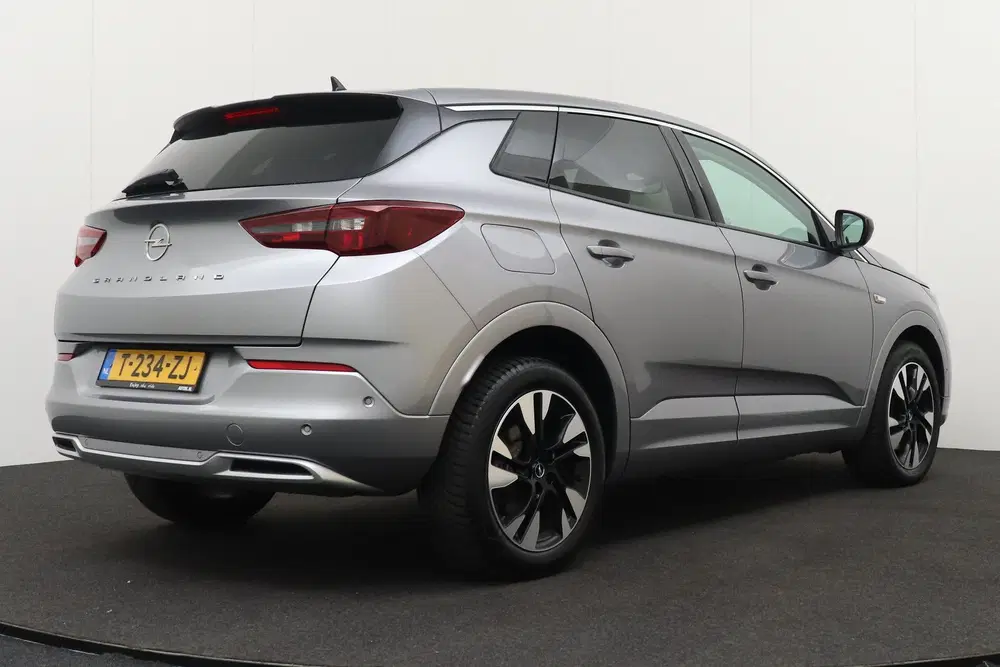 Opel Grandland 1.6T 225 PK Aut. PHEV Business+ H-Leder Sp uit 2023, foto 2