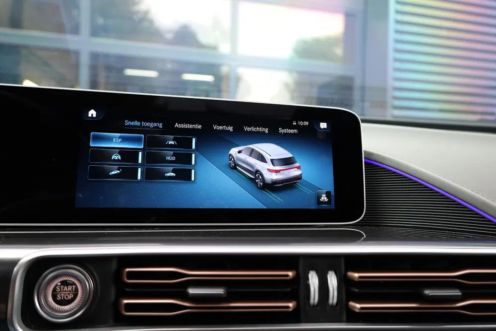 Mercedes-Benz EQC 400 4MATIC Premium Plus 80 kWh uit 2019, foto 19