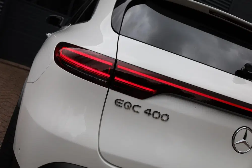 Mercedes-Benz EQC 400 4MATIC Premium Plus 80 kWh uit 2019, foto 2