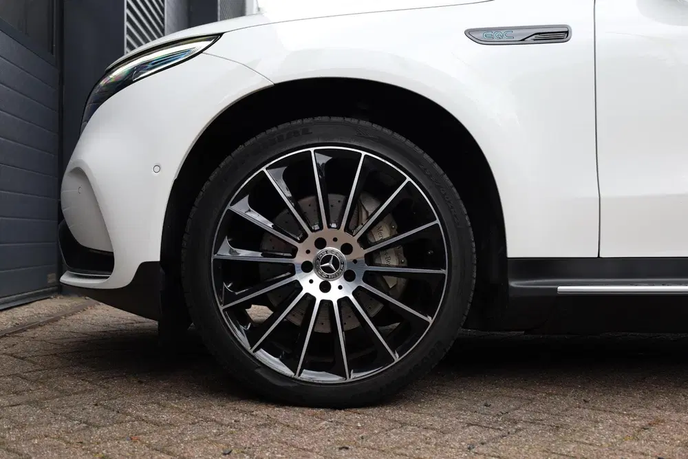 Mercedes-Benz EQC 400 4MATIC Premium Plus 80 kWh uit 2019, foto 3