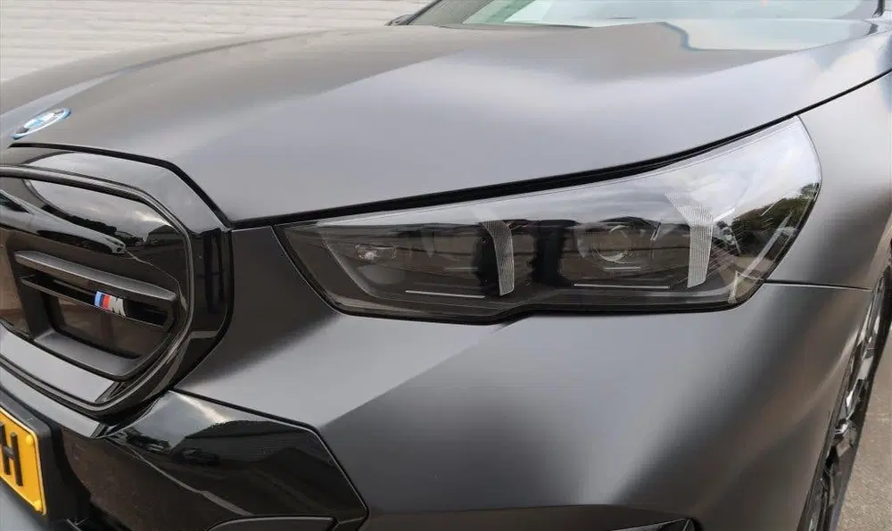 BMW i5 M60 601pk xDrive Automaat I Individual uit 2024, foto 3