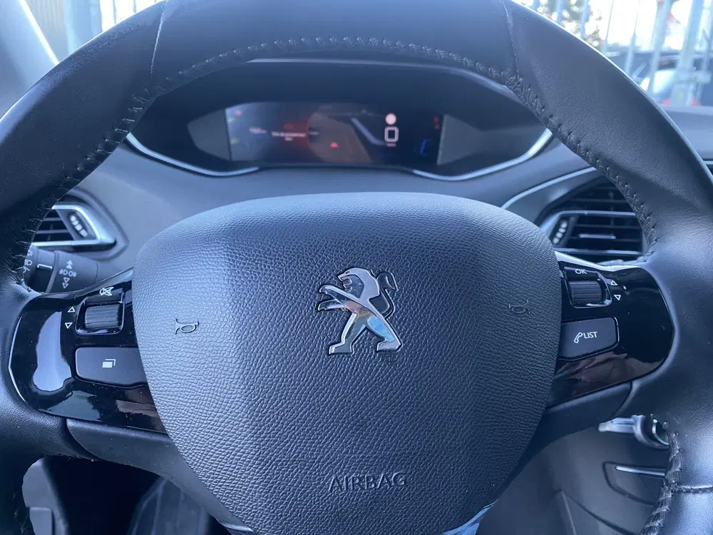 Peugeot 308 1.2 Turbo 130 PK Blue Lease Allure Navigat uit 2021, foto 20