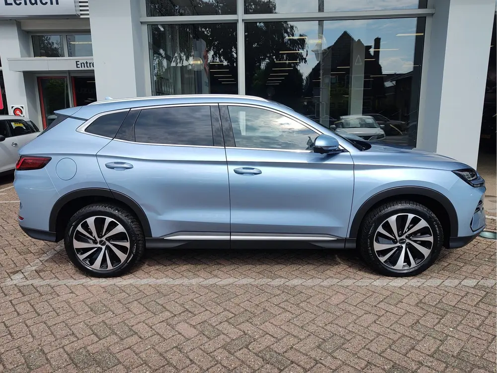 BYD Seal U 1.5 T DM-i AWD DESIGN Sunroof uit 2025, foto 6