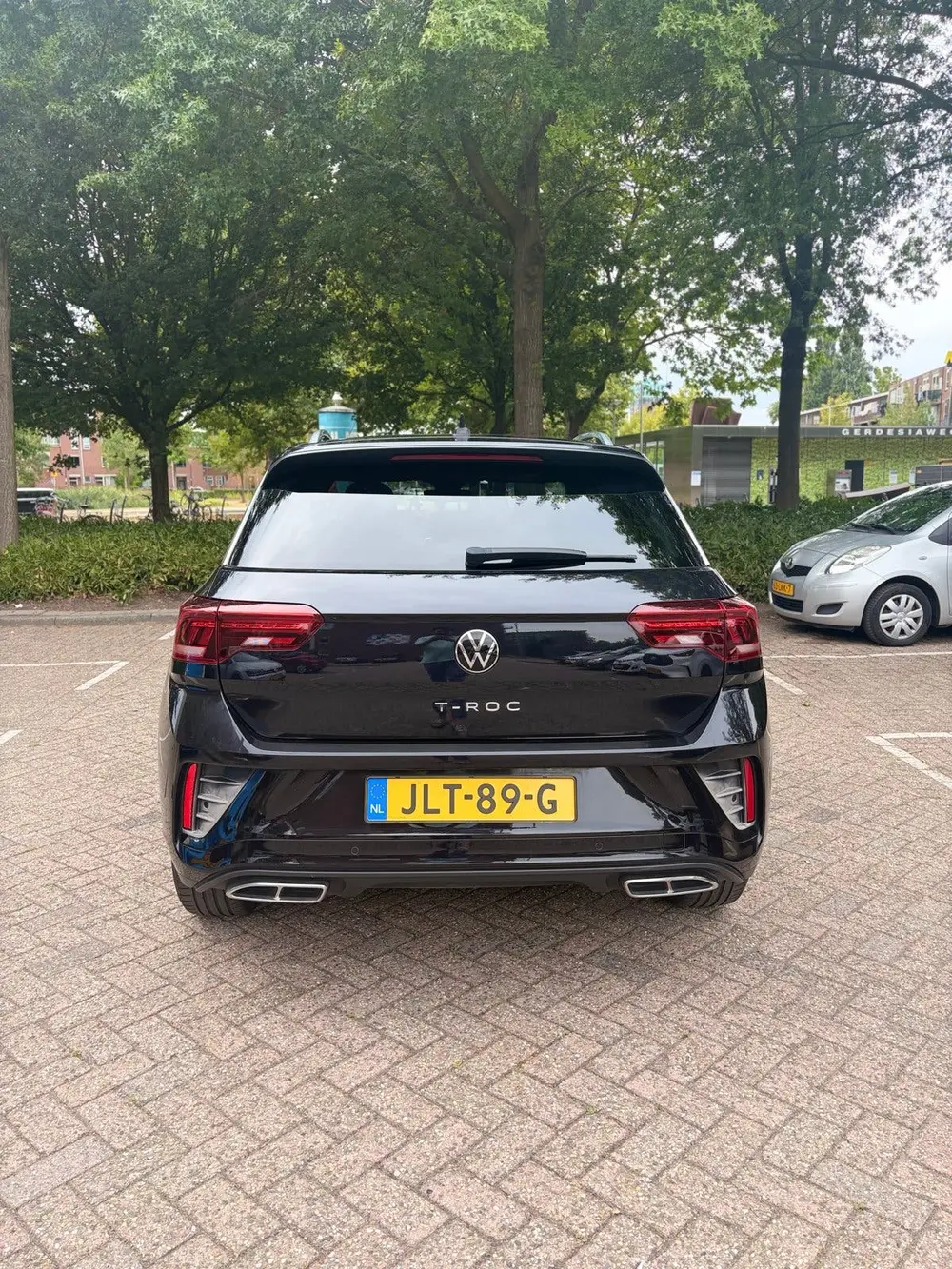 Volkswagen T-Roc R-Line 1.5 TSI 150pk 7-DSG 2022 Zwart uit 2022, foto 7